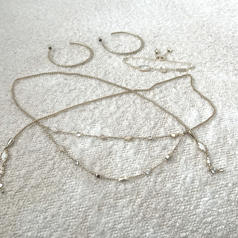 KENDRA SCOTT
